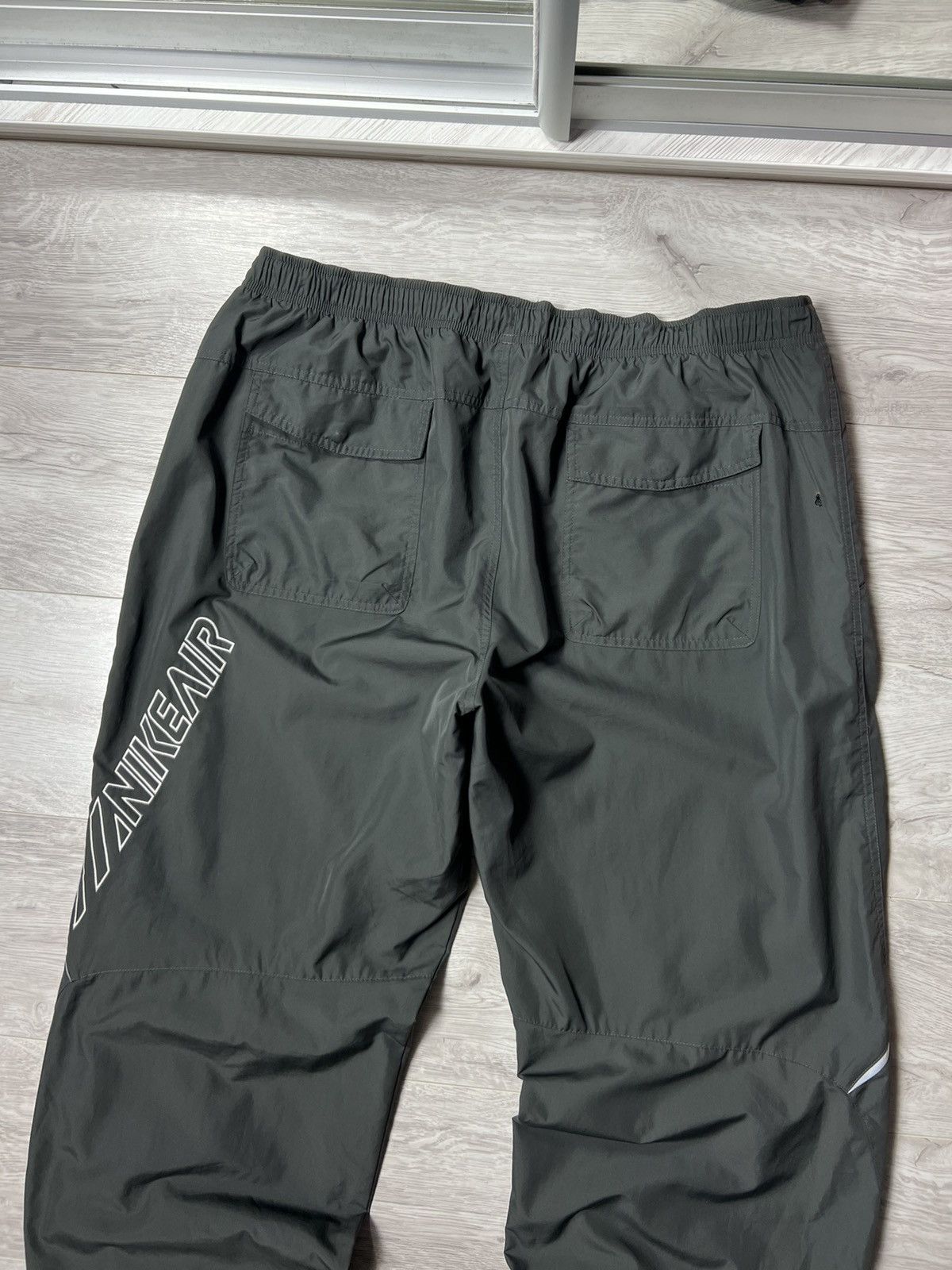 Nike Vintage Nike Air Big Logo Nylon Track Pants (Sweatpants) Size US 40 / EU 56 - 13 Thumbnail