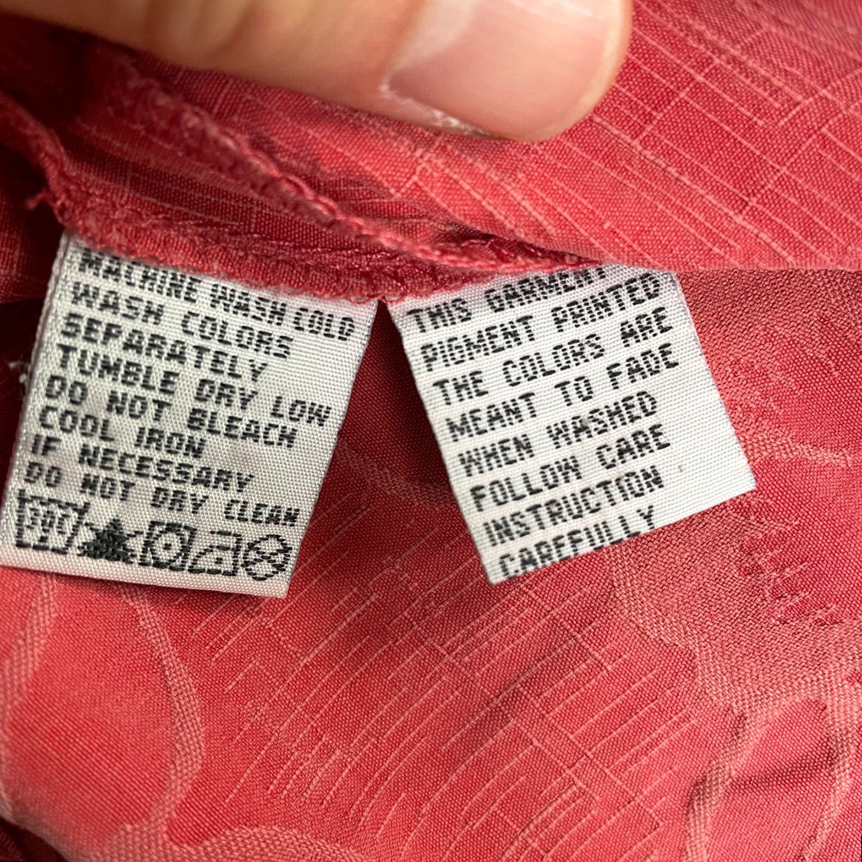 Tommy Bahama Tommy Bahama Hawaiian Shirt Men's Large Red Floral Short Sleeve Casual Button-Up Beach Bohemian Tropical Size L / US 10 / IT 46 - 6 Thumbnail