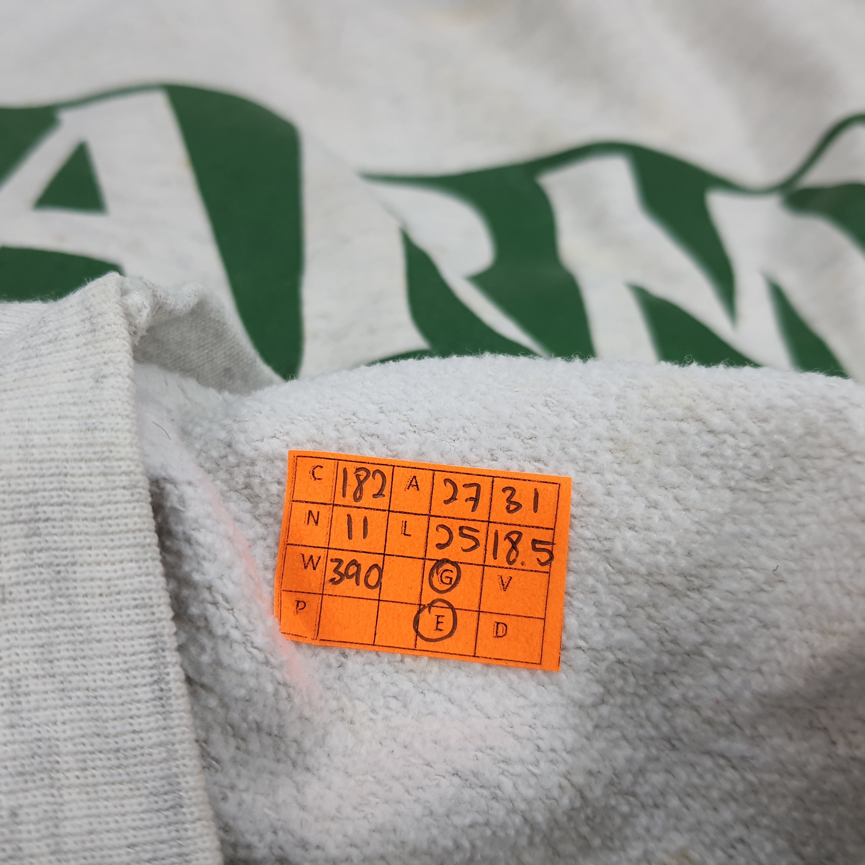 Vintage Vintage Army Times Military Community Publisher Sweatshirt Size US XXL / EU 58 / 5 - 6 Thumbnail