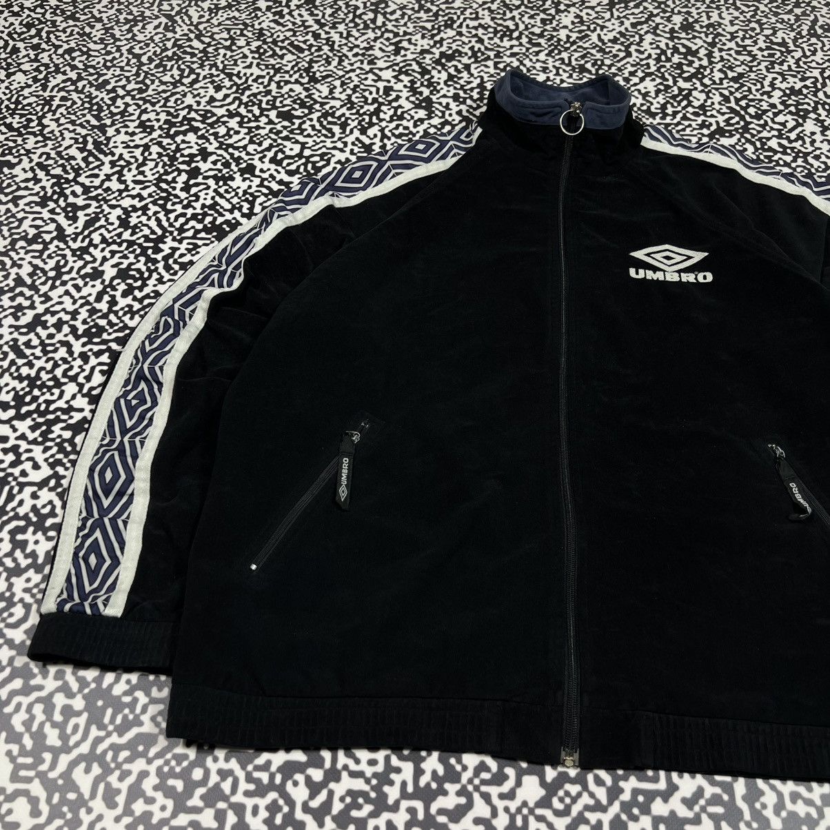 Umbro Vintage 90s UMBRO Velour Lampas Retro Light Track Jacket Size US L / EU 52-54 / 3 - 8 Thumbnail