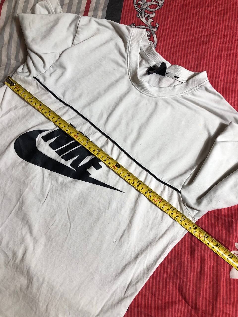 Nike × Vintage 90s Nike Central Swoosh Vintage Y2K Oversized Retro T-Shirt Size US M / EU 48-50 / 2 - 9 Thumbnail