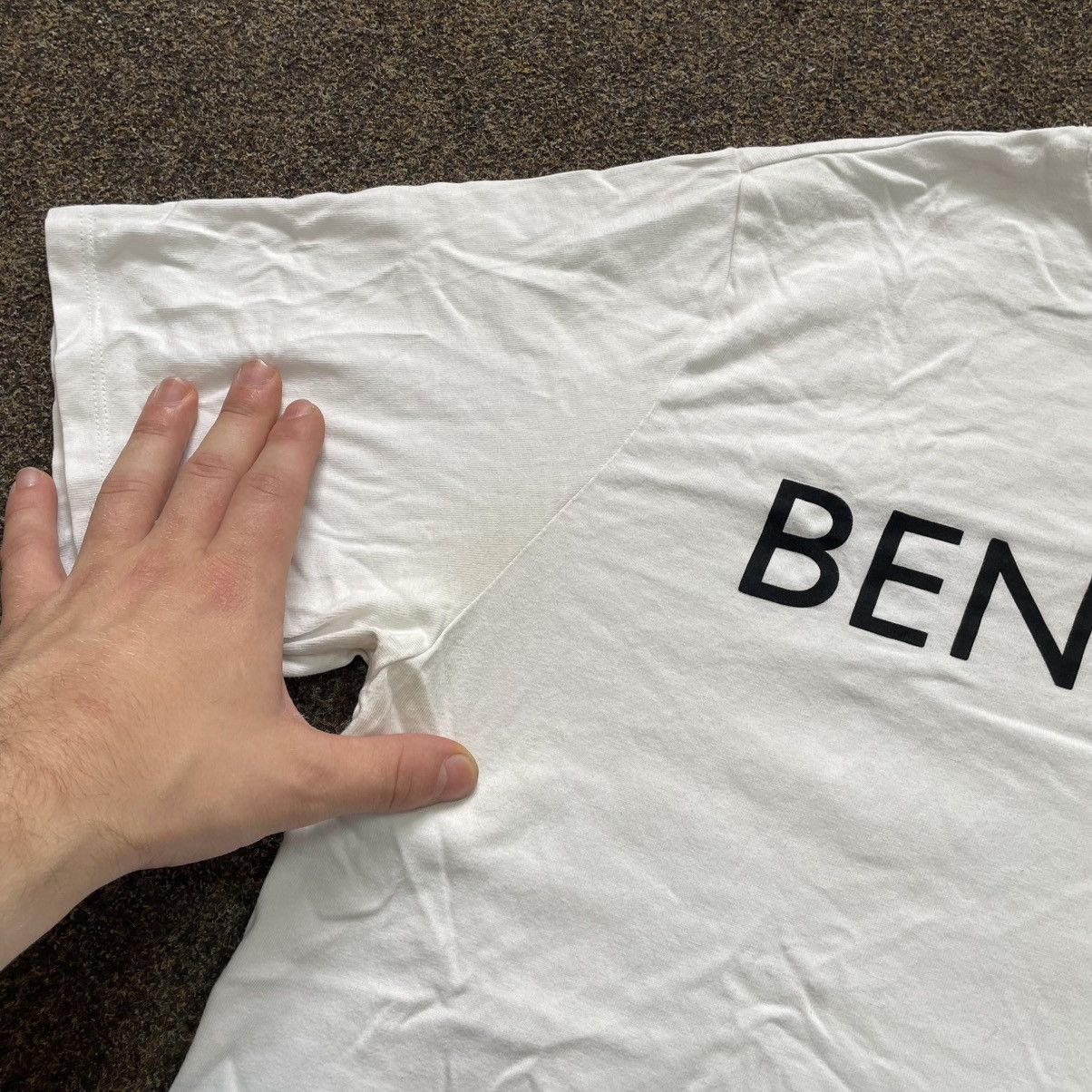 Vintage Vintage Benetton Centre Logo Tee Streetwear Oversized L Size US L / EU 52-54 / 3 - 4 Thumbnail