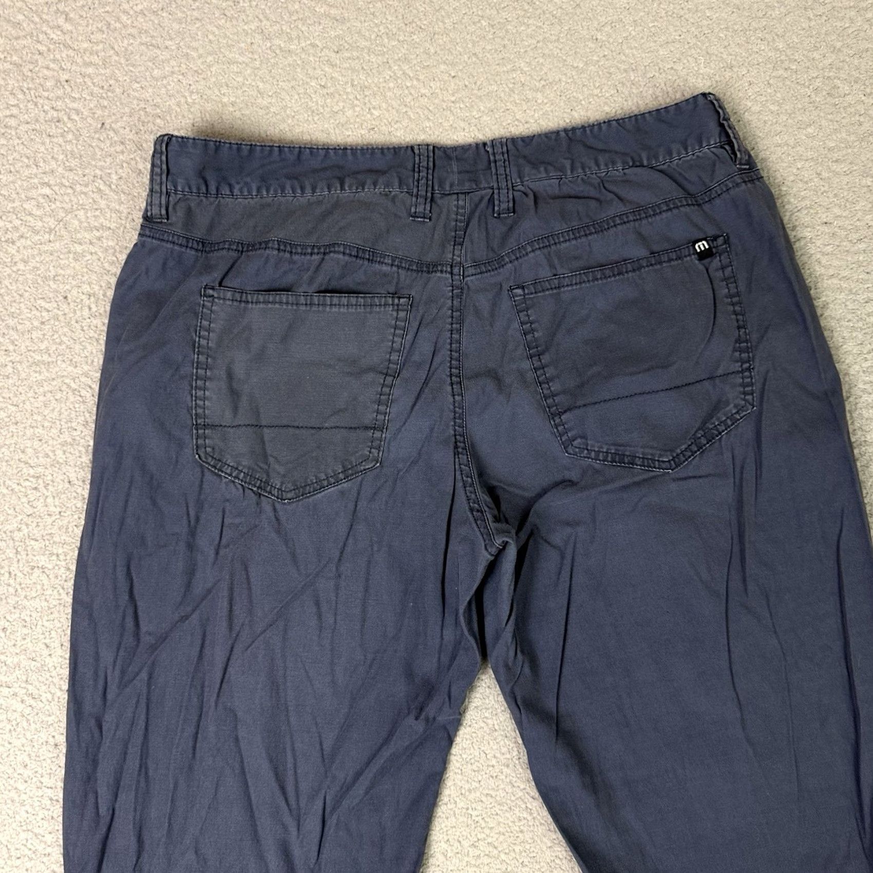 TravisMathew Travis Mathew Jeans Men 34x32 Navy Blue Tencel Stretch Classic Pattern: Solid Size US 34 / EU 50 - 7 Thumbnail