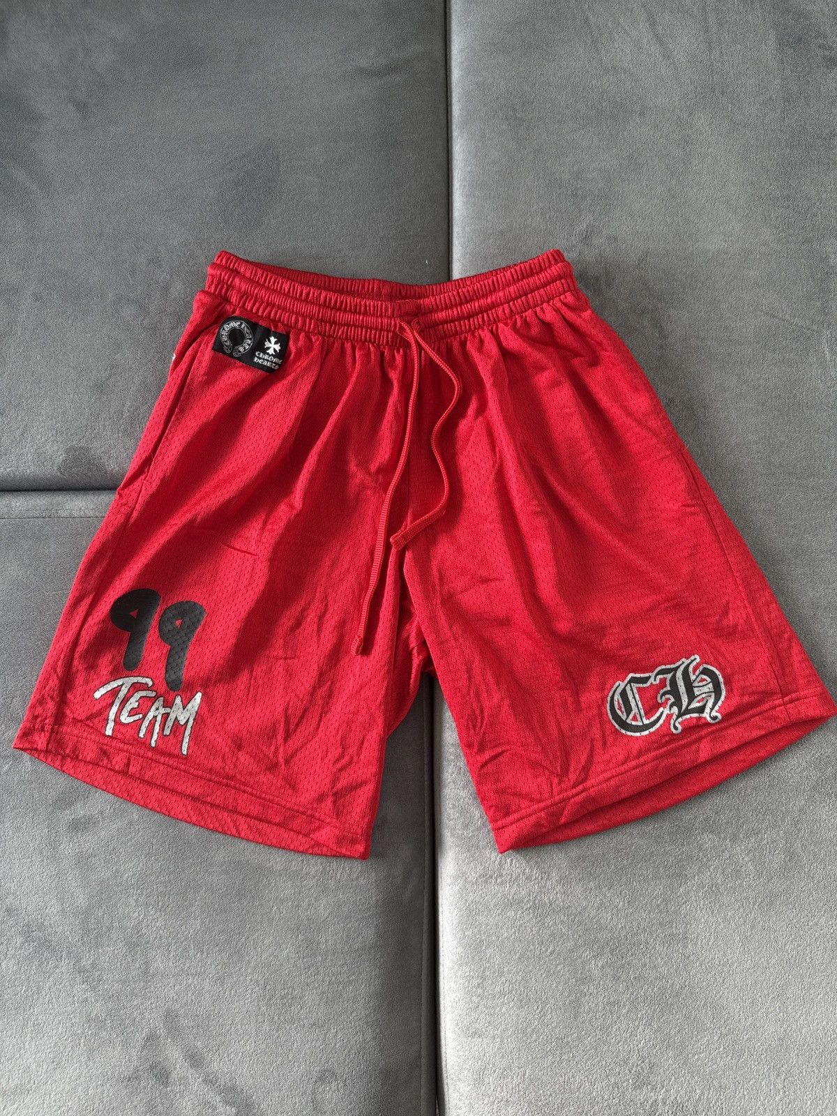 Chrome Hearts Chrome hearts red mesh matty boys shirts size m preowned Size US 30 / EU 46 - 1 Thumbnail