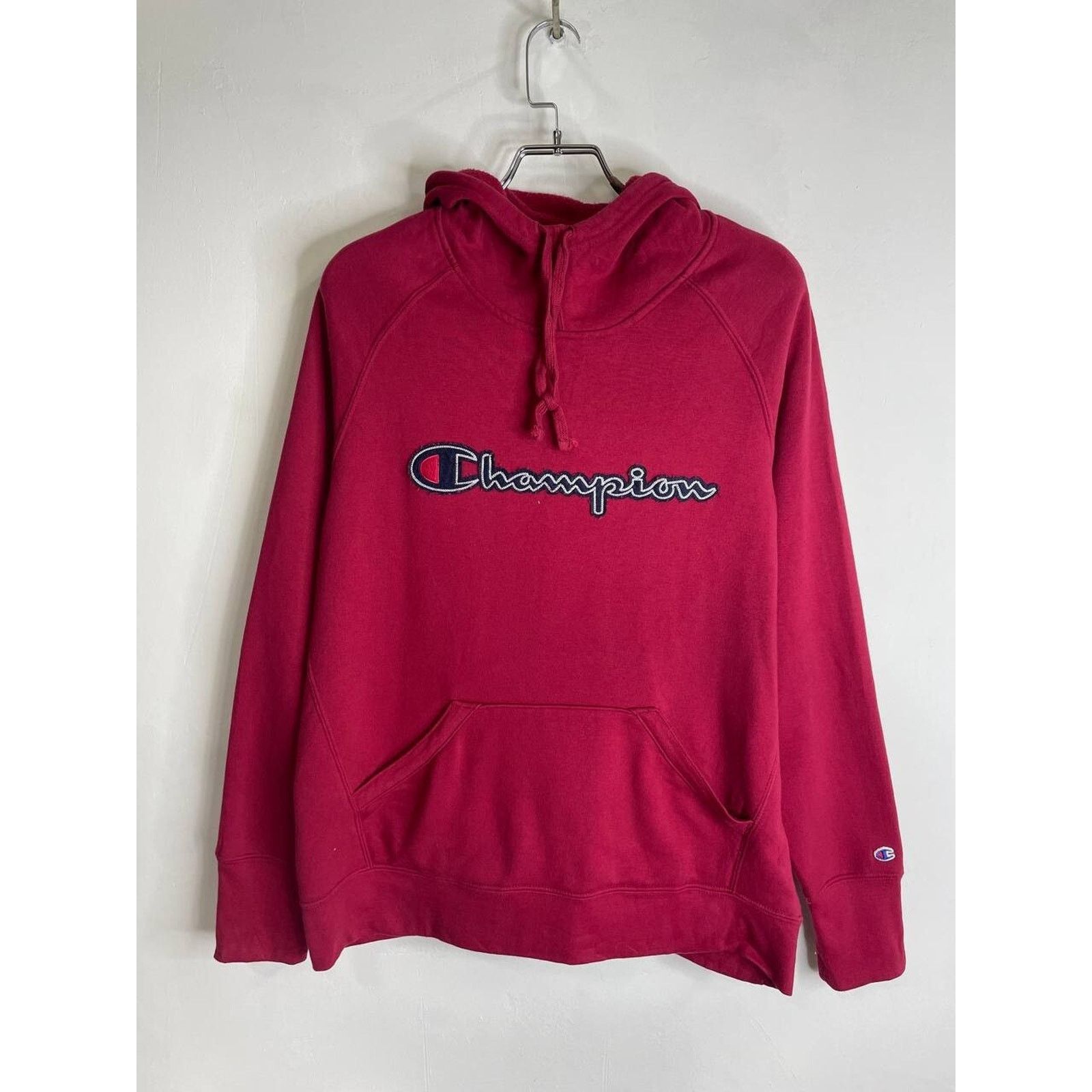 Champion × Vintage Vintage Champion Red Hoodie XL Logo Pullover Sweatshirt Size US XL / EU 56 / 4 - 1 Thumbnail