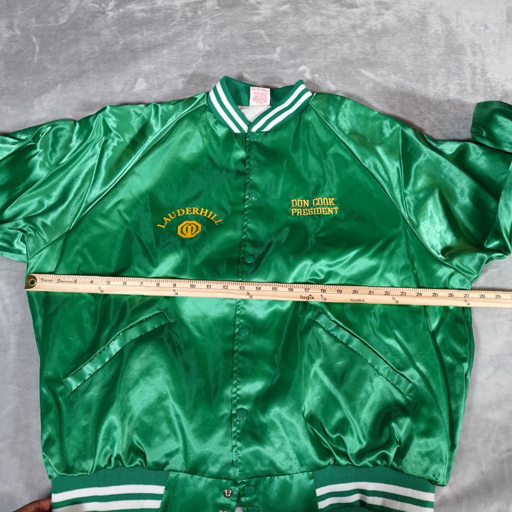 Vintage VINTAGE Lauderhill High School Football Jacket Mens 2XL Green 2001 Varsity Jacket Pockets Logo Button Casual Sports School Winter/All Seasons Men Size US XXL / EU 58 / 5 - 6 Thumbnail