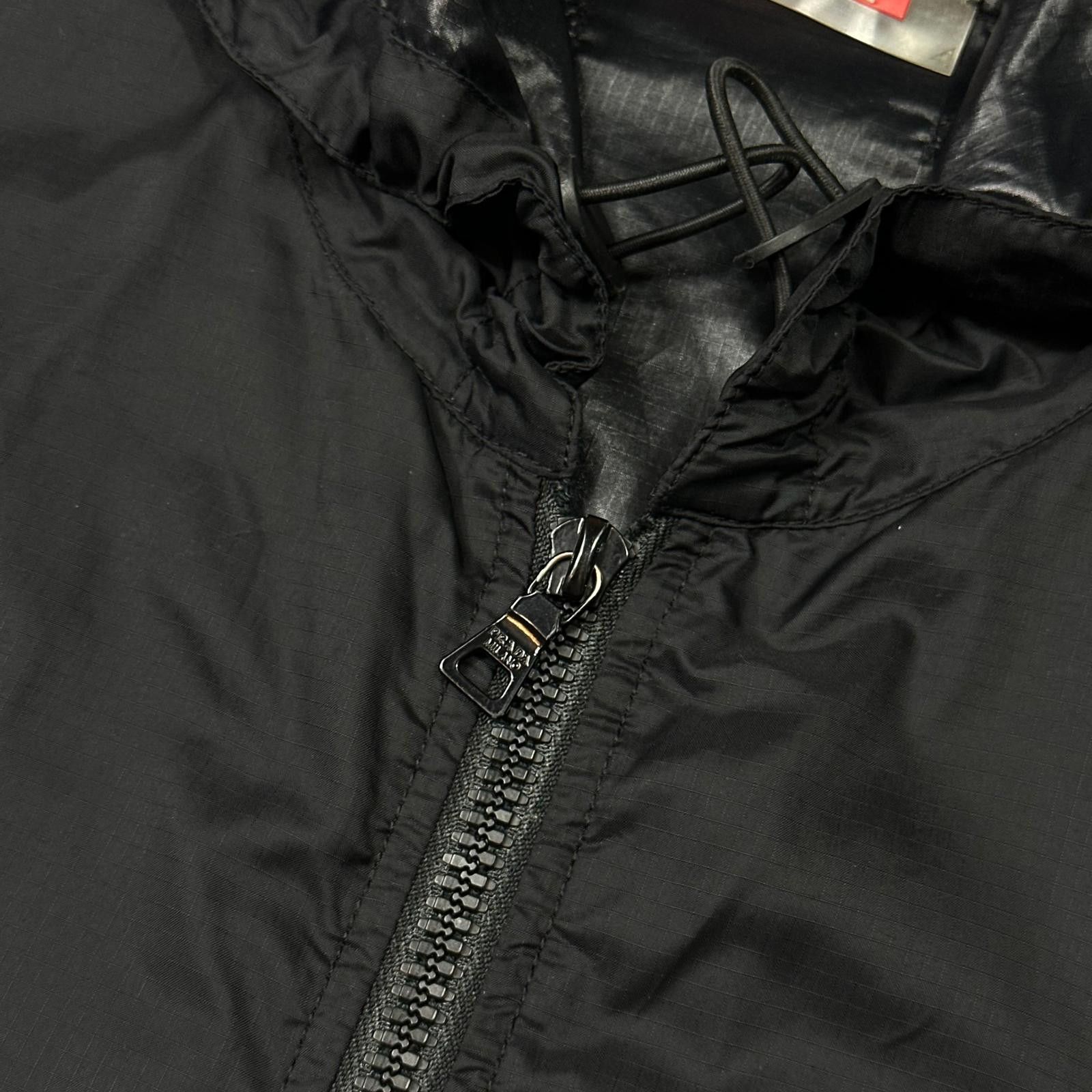 Prada Prada Sport 2007 Nylon Ripstop Carbon Chest Logo Jacket - M Size US M / EU 48-50 / 2 - 4 Thumbnail