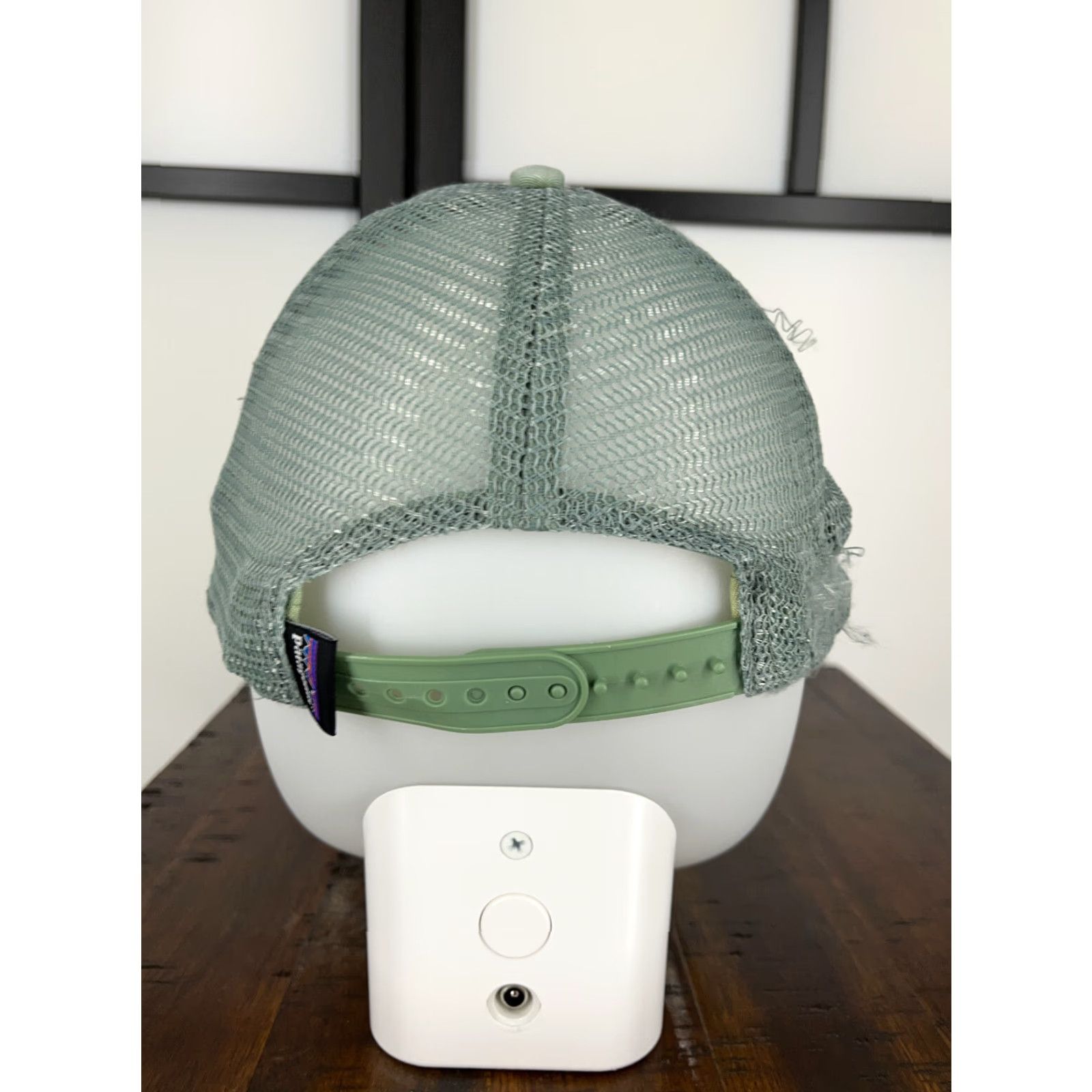 Patagonia Patagonia Hat Cap Snap Back Adult One Size Green Fitz Roy Embroidered Trucker Hat/Cap Size ONE SIZE - 6 Thumbnail