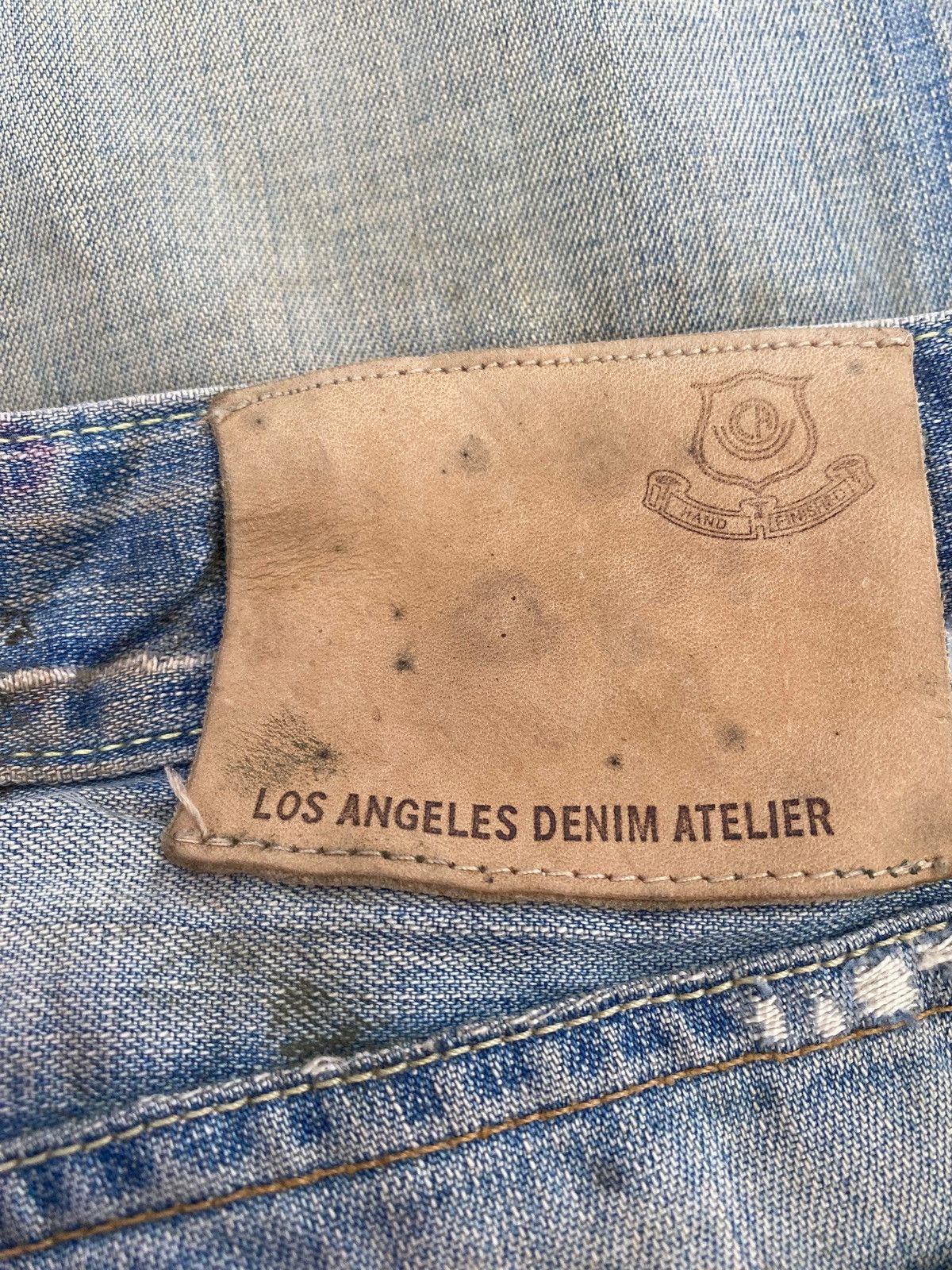 Los Angeles Apparel Los Angeles Light Faded Wash Style Ripped Jeans Size US 31 - 11 Thumbnail