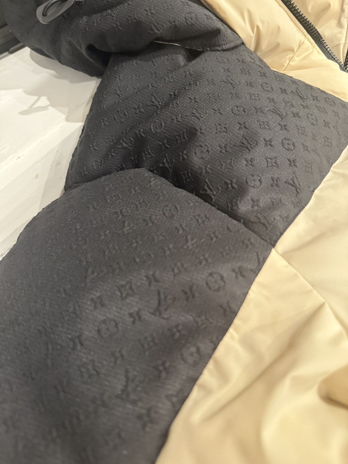 Louis Vuitton Placed Monogram Ecodown Blouson| LOUIS VUITTON COAT Size US XXL / EU 58 / 5 - 5 Thumbnail