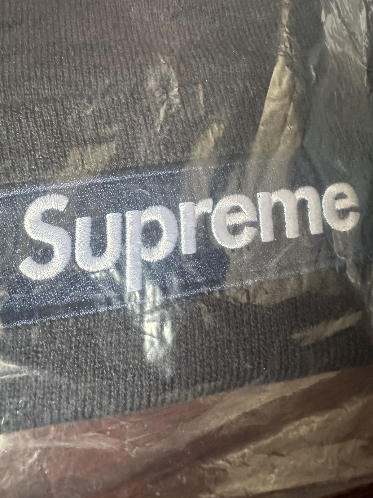 Supreme SUPREME X NEW ERA BOX LOGO BEANIE NAVY Size ONE SIZE - 2 Thumbnail