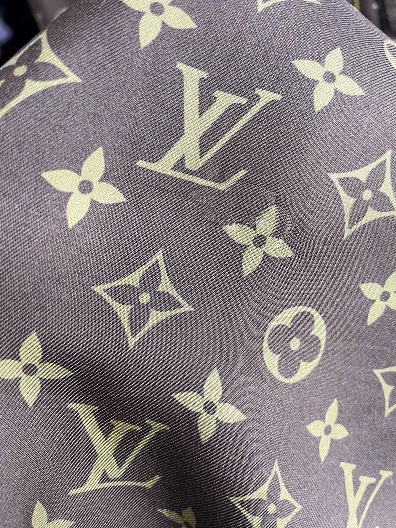 Louis Vuitton Louis Vuitton Old flower full printed logo long sleeves 250 Size US XS / EU 42 / 0 - 9 Thumbnail