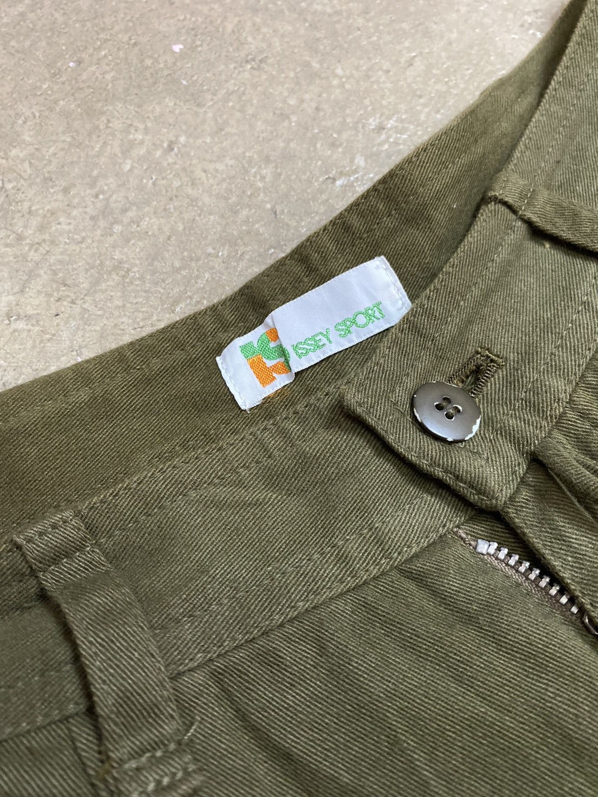 Hai Sporting Gear × Issey Miyake × Japanese Brand COMBO DEALS‼️ ISSEY MIYAKE VINTAGE JAPANESE DESIGNER Size US L / EU 52-54 / 3 - 5 Thumbnail