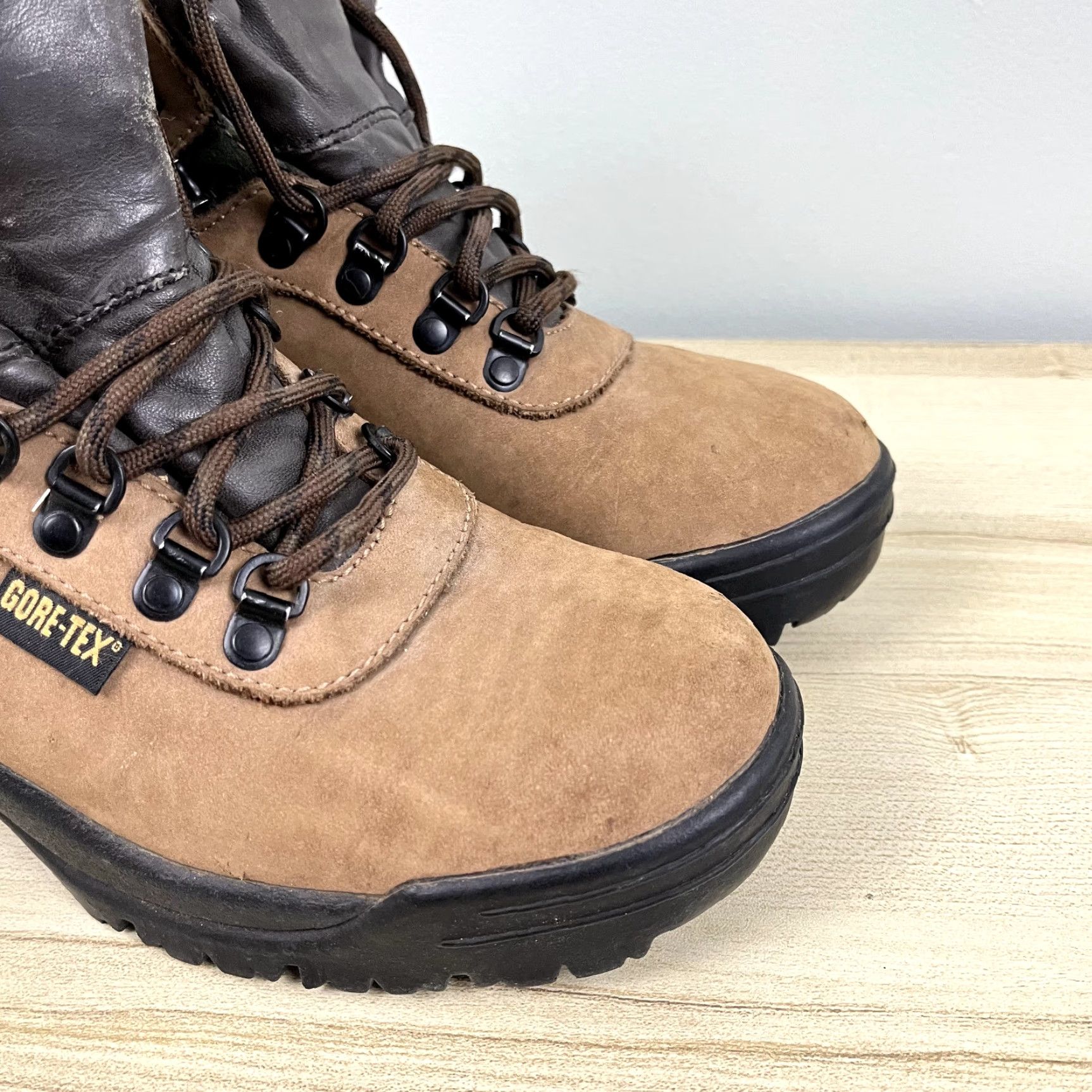 Vasque VASQUE Skywalk 7179 Boots Womens Size 7 Brown Gore-Tex Hiking Leather Waterproof Ankle Boot Size US 7 / IT 37 - 5 Thumbnail
