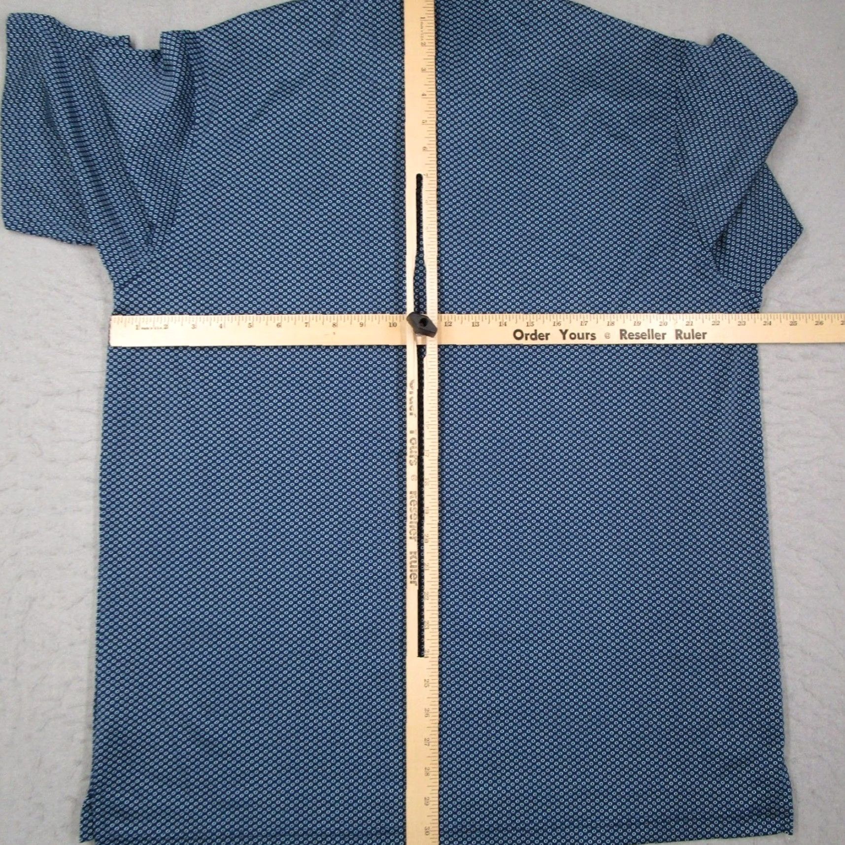 Vintage Donald Ross Polo Shirt Geometric Print Blue Mens L Shirt Short Sleeve Crew 100% Polyester Moisture Wicking Golf Casual Activewear Size US L / EU 52-54 / 3 - 6 Thumbnail