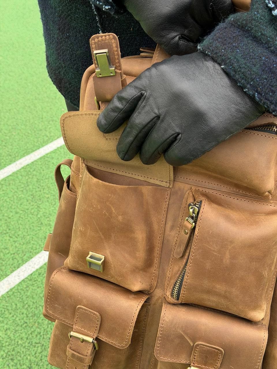 Handmade Backpack Genuine vintage leather CrazyHorse Size ONE SIZE - 7 Thumbnail