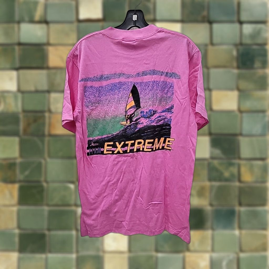 Vintage VINTAGE Hobie T-Shirt Mens XL Pink Graphic Print Crew Neck Short Sleeve Size US XL / EU 56 / 4 - 1 Thumbnail