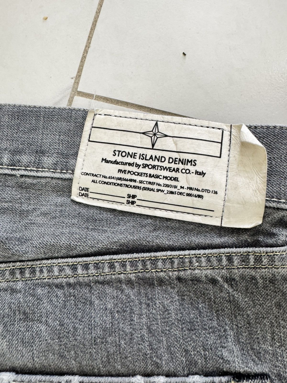Stone Island grey Stone Island cotton straight leg jeans Size US 36 / EU 52 - 4 Thumbnail