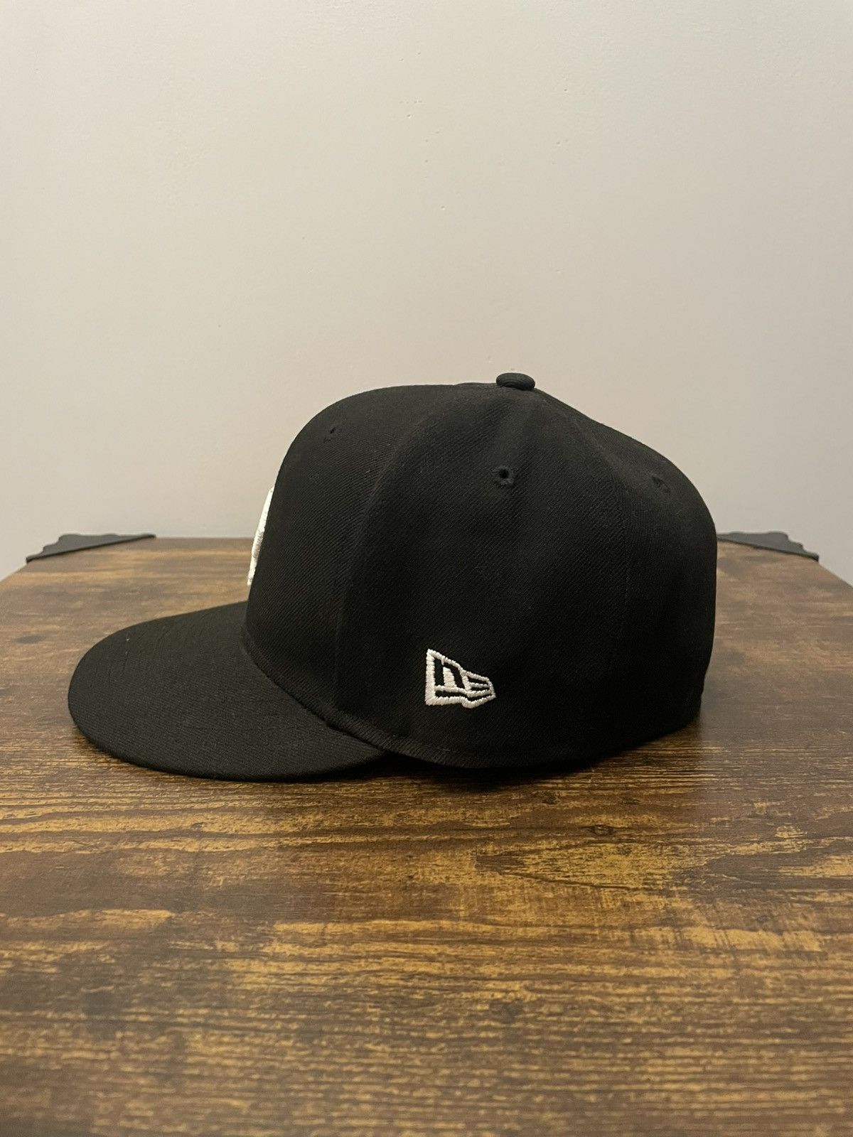 New Era × Vintage Triple black LA 59fifty Size ONE SIZE - 2 Thumbnail