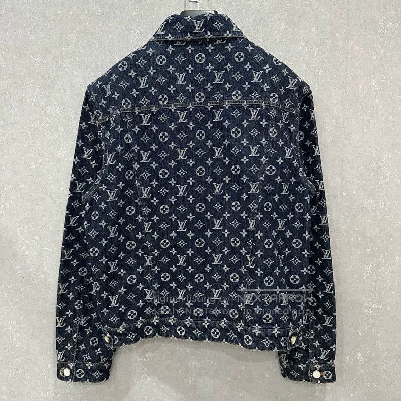 Other Louis Vuitton Full logo pearl button denim jacket Size US S / EU 44-46 / 1 - 2 Thumbnail