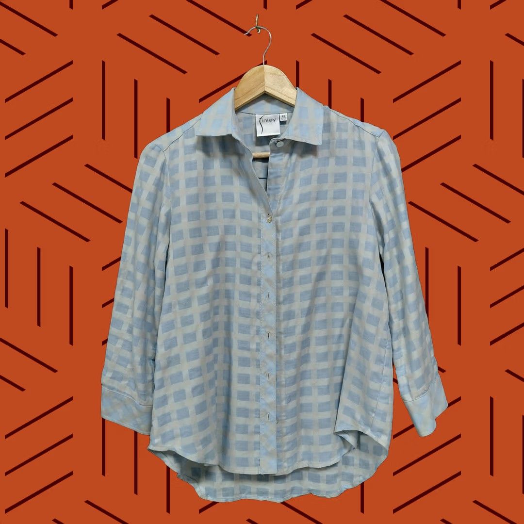 Vintage VINTAGE? No. Finley Blue Checkered Button Down Cotton Shirt Women’s XS Shirt Women XS Blue Checkered Button-Down Cotton Shirt Women’s XS Size XS / US 0-2 / IT 36-38 - 1 Thumbnail