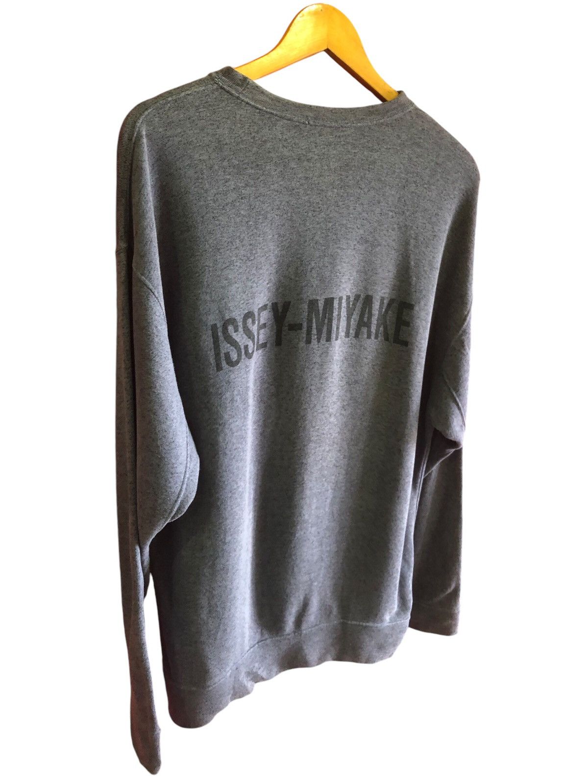Issey Miyake × Vintage Vintage Issey Miyake Crewneck Sweatshirt Big Logo Spell Out Size US M / EU 48-50 / 2 - 4 Thumbnail