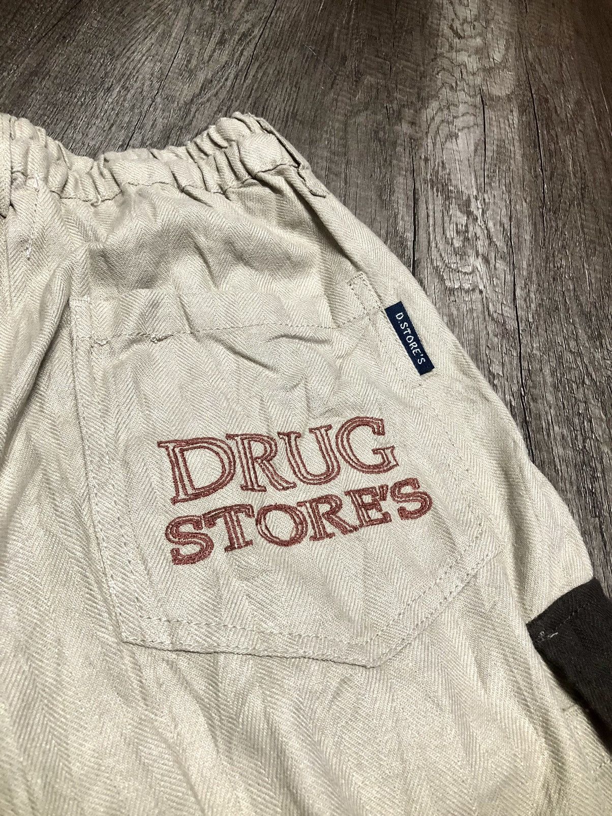 Japanese Brand Drug Store Casual pant Cargo style (Unisex) Size US 30 / EU 46 - 18 Thumbnail
