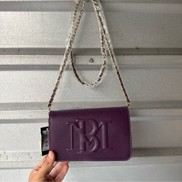 Badgley Mischka NWT BADGLEY MISCHKA PLUM DEBOSSED LOGO CROSSBODY Size ONE SIZE - 1 Thumbnail