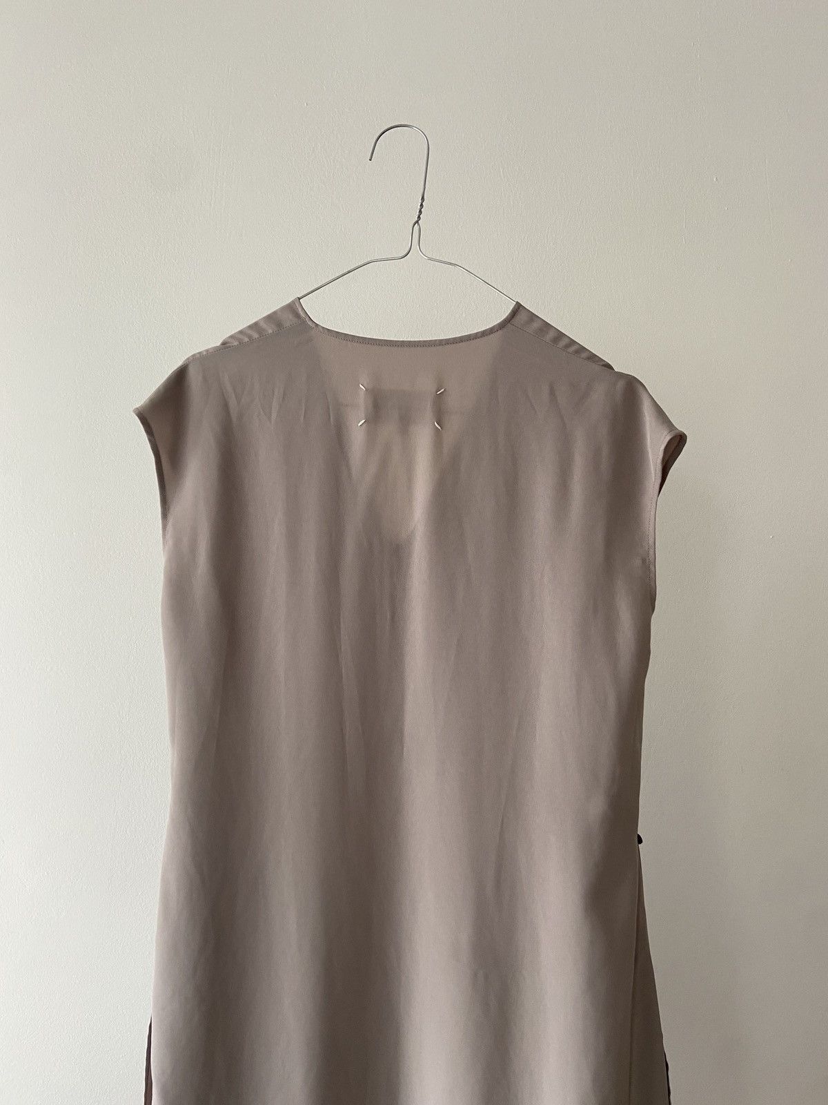 Maison Margiela Maison Margiela beige top / tunic Size S / US 4 / IT 40 - 9 Thumbnail