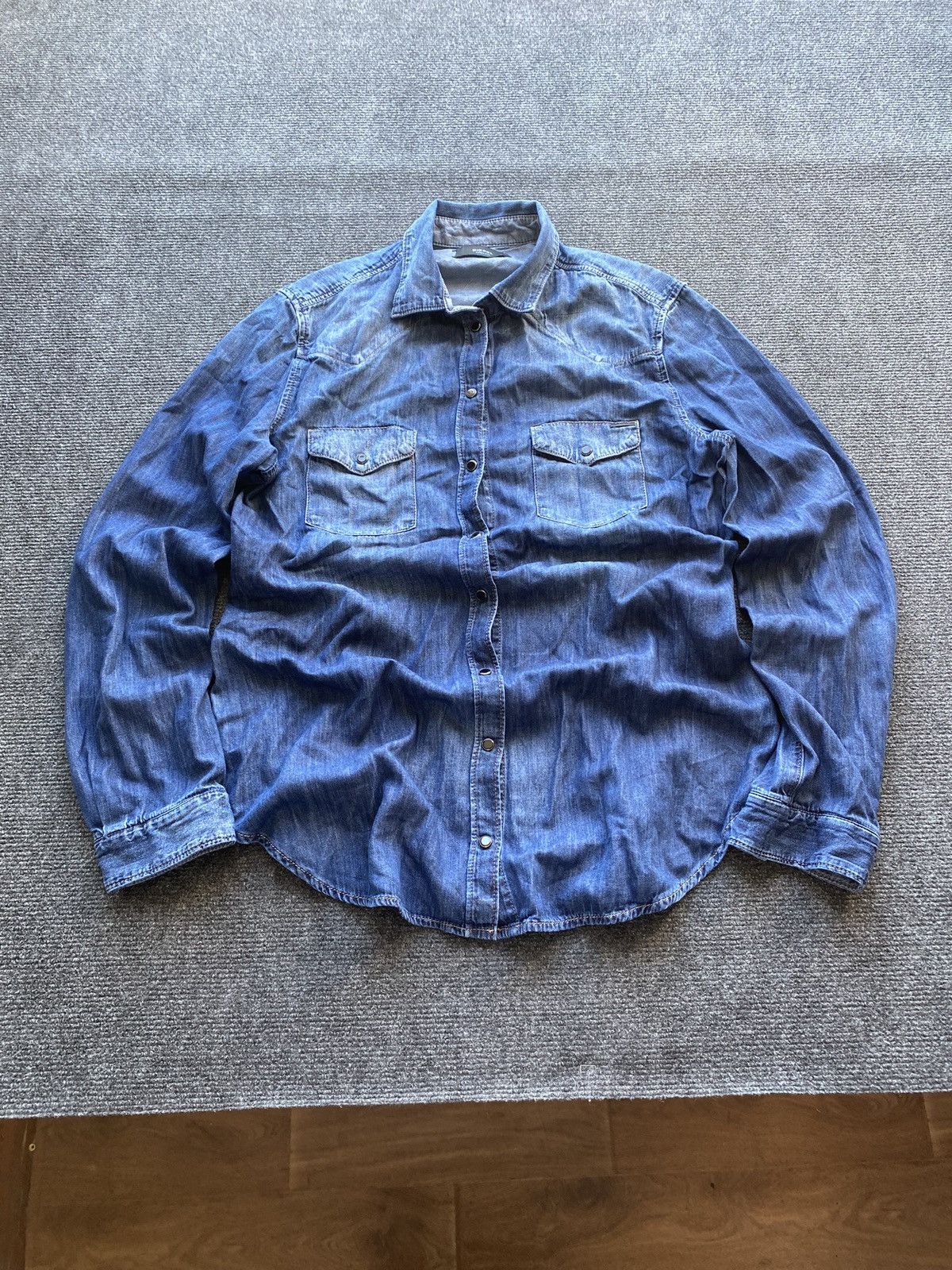Diesel 🔥Opium Punk Diesel Slim Fit L button up shirt Size US L / EU 52-54 / 3 - 1 Thumbnail
