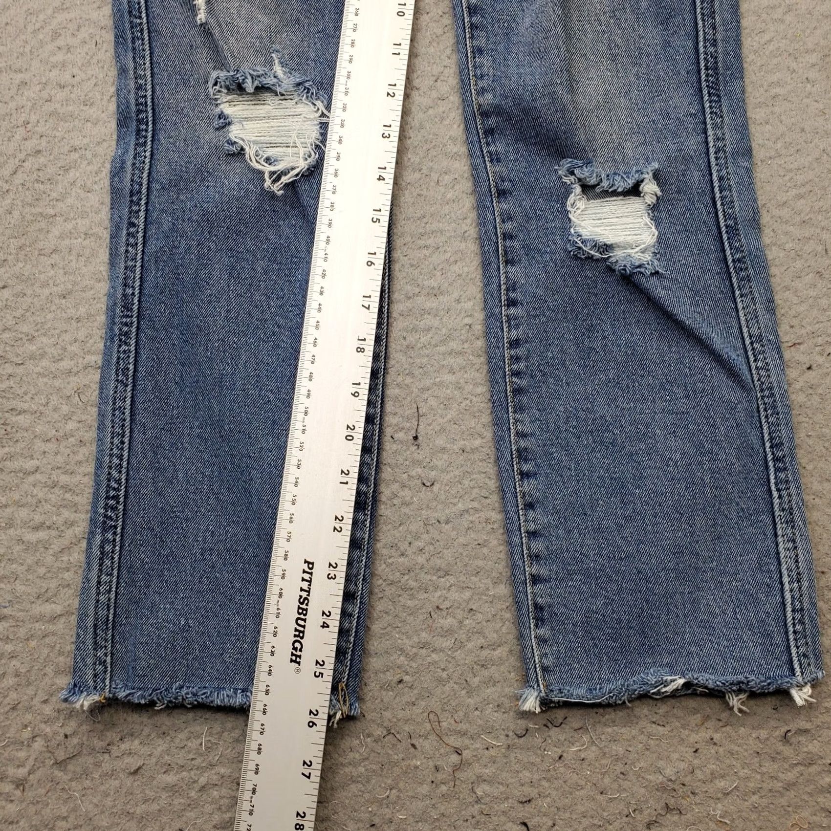 Gap Gap 1969 Straight Jeans Womens 28 Blue Denim Stretch Slim High-Rise Distressed Jeans 28 Womens Size 28 Blue Denim Distressed Modern Fit Size 28" / US 6 / IT 42 - 4 Thumbnail