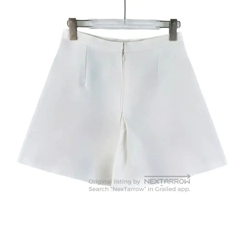 Dior Dior White Cotton Women's Shorts . Size 23" - 2 Thumbnail