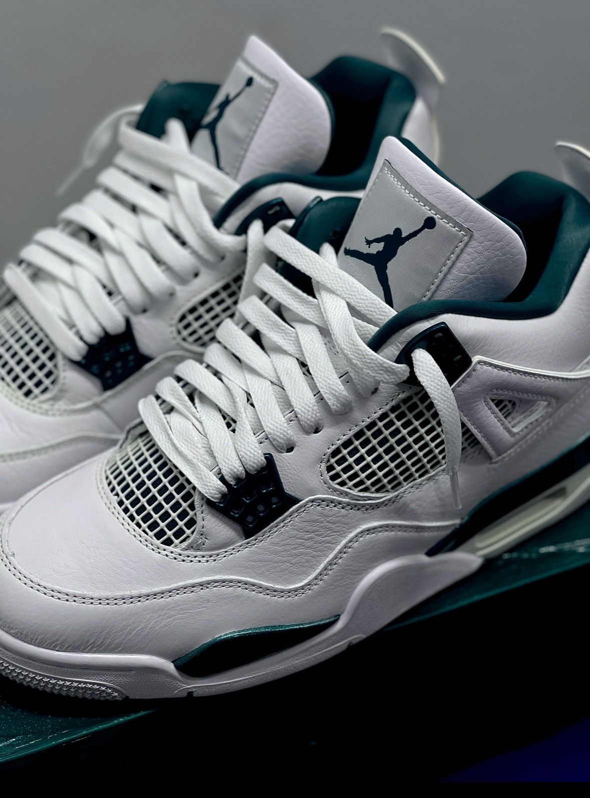 Adidas Jordan 4 Retro oxidized Green Size US 8.5 / EU 41-42 - 1 Thumbnail