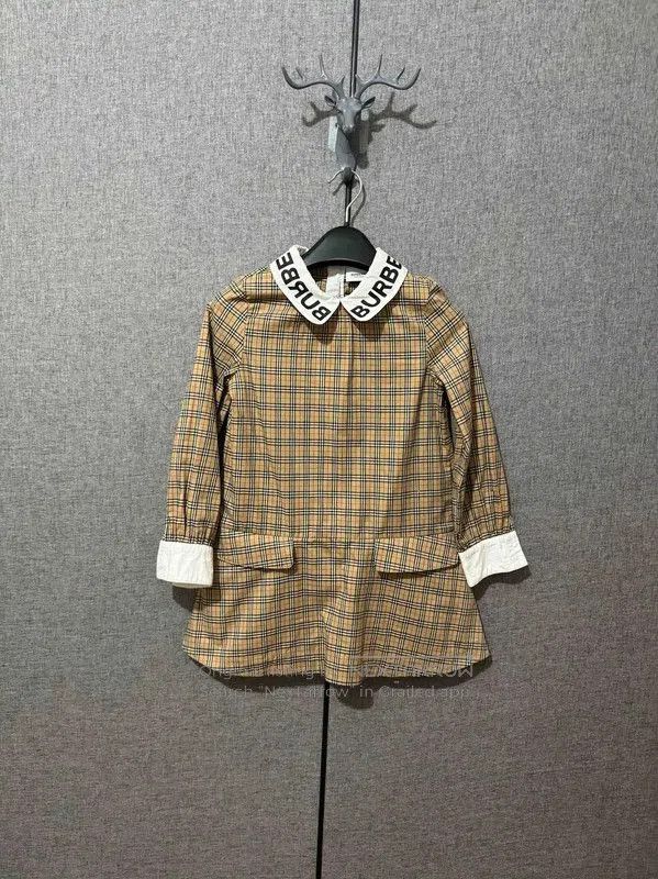 Burberry Burberry Check Cotton Logo Women's T-Shirt. Size XS / US 0-2 / IT 36-38 - 1 Thumbnail