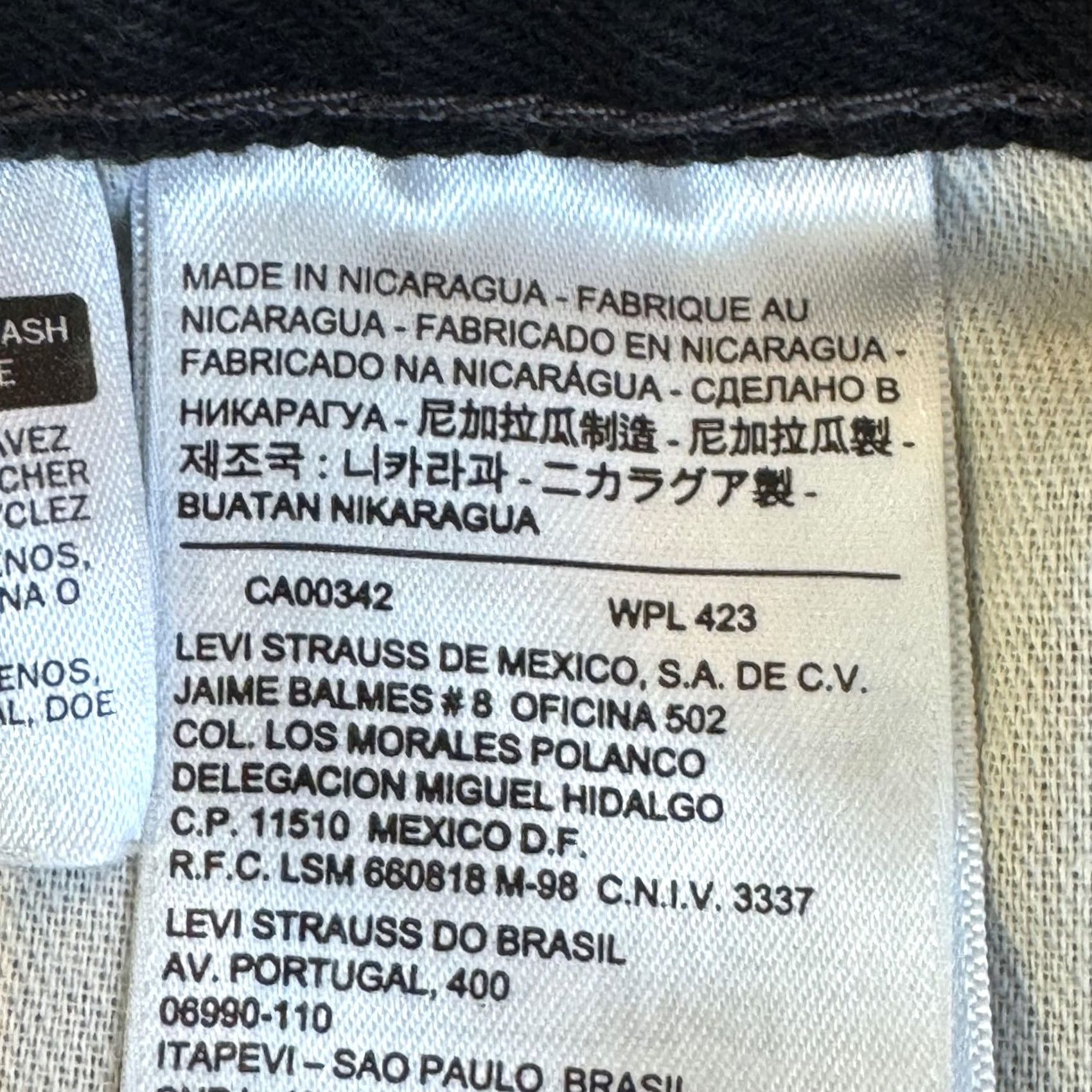Levi's Levis 505 Jeans Mens 38x30 Black Straight Leg Denim Classic Fit 100% Cotton Regular Waist 30 Inseam 9-12 Rise Zipper Button Pockets Logo 5-Pocket Size US 38 / EU 54 - 4 Thumbnail