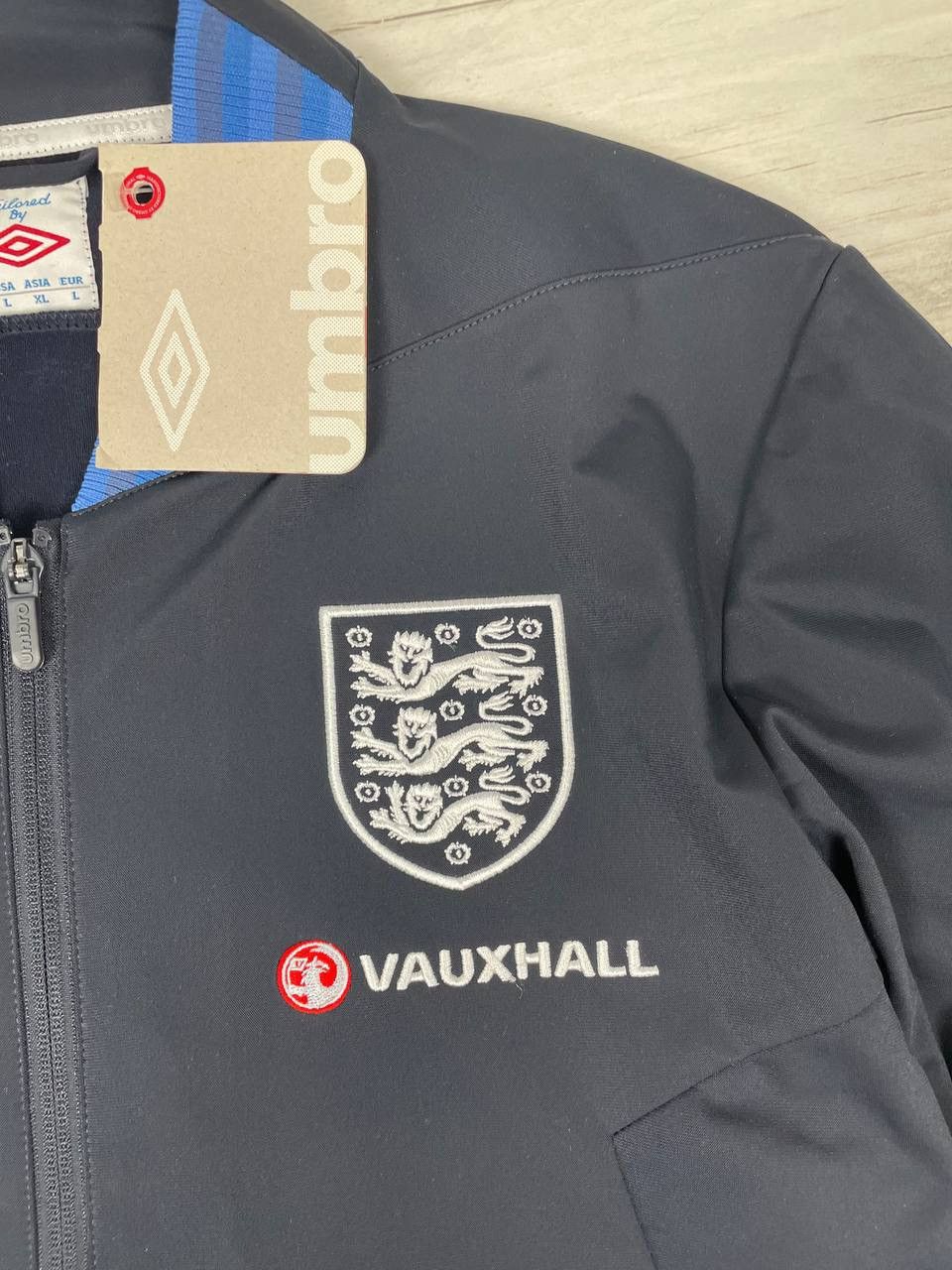 Umbro NEW Umbro England 2012 2013 Track Soccer Jacket Football Size US L / EU 52-54 / 3 - 10 Thumbnail