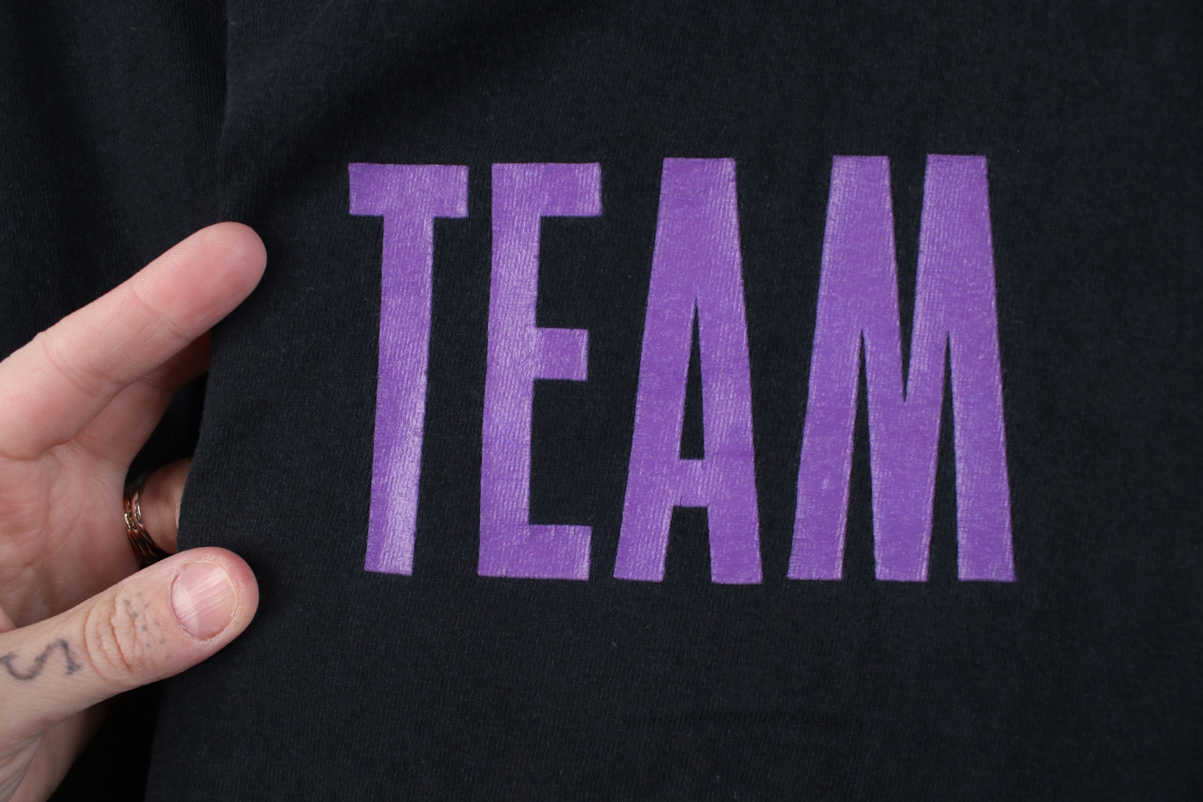 Vintage Team Bieber 2017 Stadium Tour Justin Bieber Band T-Shirt Size L / US 10 / IT 46 - 4 Thumbnail