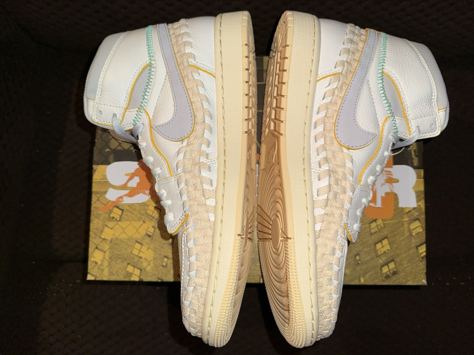 Jordan Brand × Union LA Nike Air Jordan 1 x Union LA “Bephie’s Beauty Supply” NEW DS Size US 9 / EU 42 - 12 Thumbnail