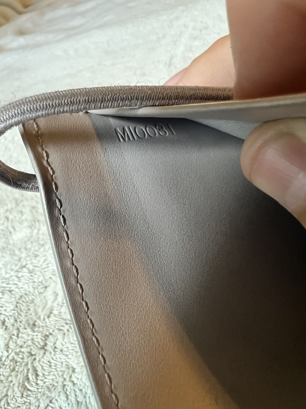 Louis Vuitton Louis Vuitton EPI grey bifold wallet Size ONE SIZE - 4 Thumbnail