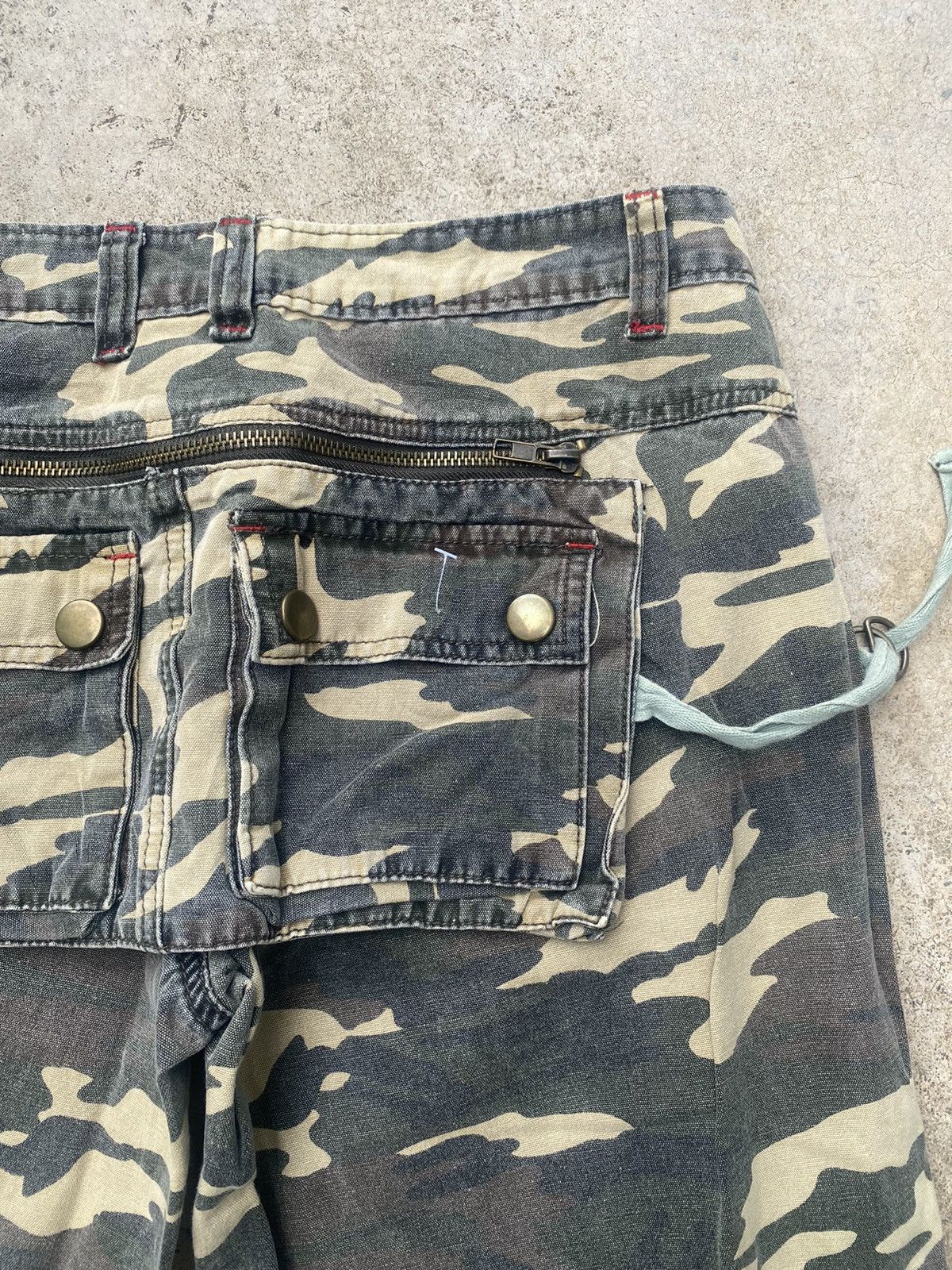 If Six Was Nine × Japanese Brand Flare Jeans Camo Cargo Bondage Bush Pants Low Rise Size US 29 - 21 Thumbnail