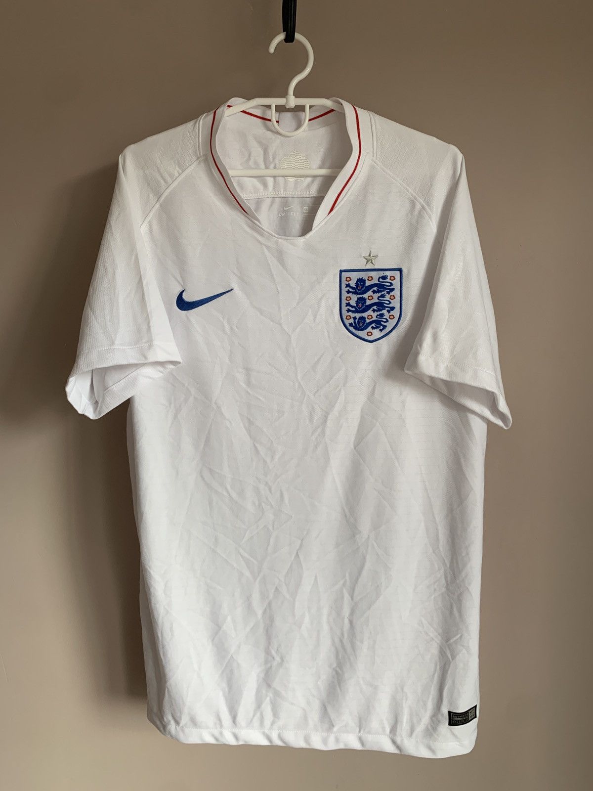 Nike England 2018 Home Football Shirt Nike Soccer Jersey Size XL Size US L / EU 52-54 / 3 - 1 Thumbnail