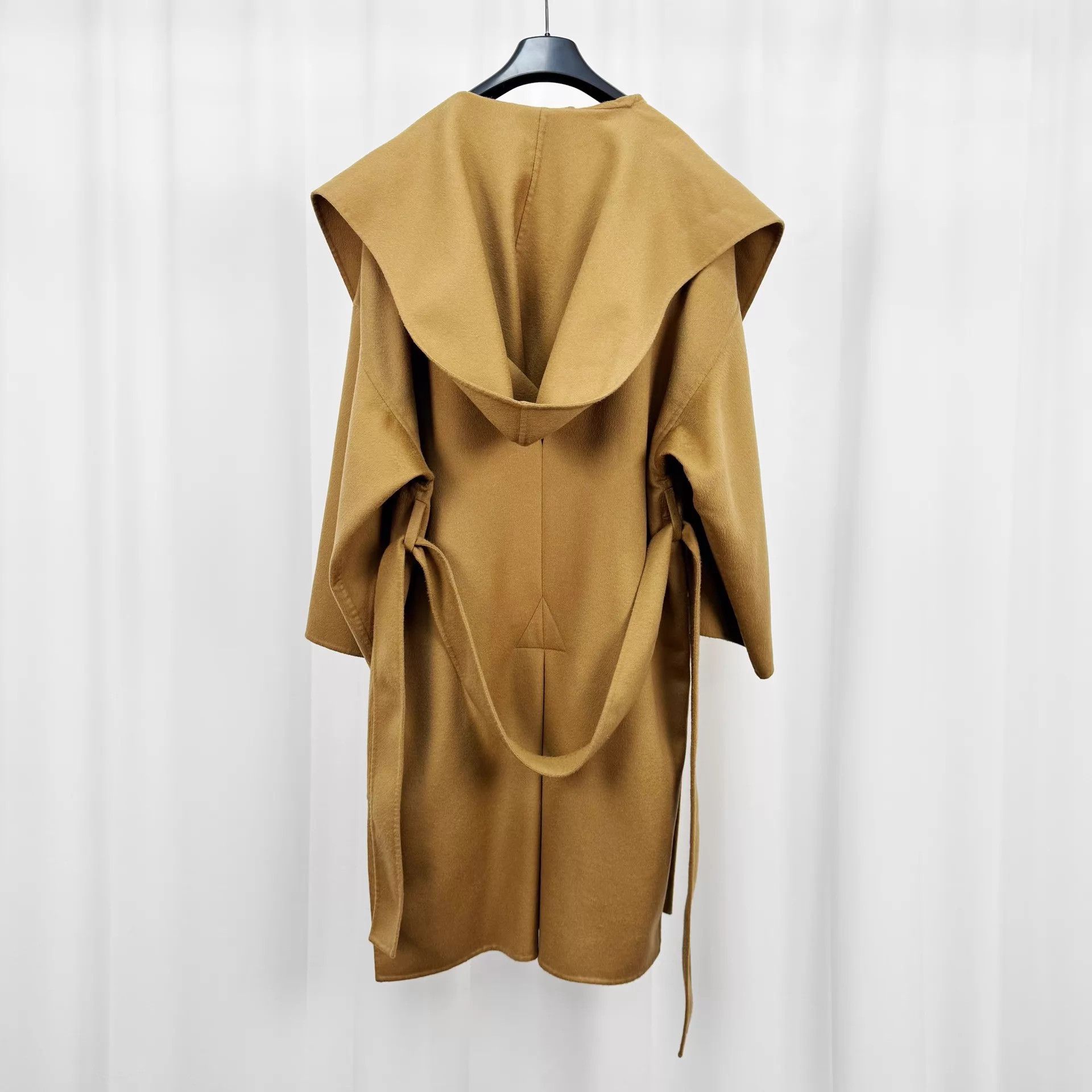 Loewe Loewe Camel Leather Logo Hooded Wool Coat XS Size XS / US 0-2 / IT 36-38 - 2 Thumbnail