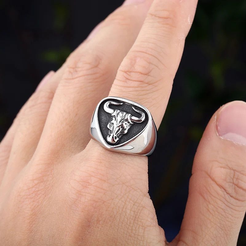 Japanese Brand × Jewelry × Vintage Vintage Bull Head Ring Size ONE SIZE - 5 Thumbnail
