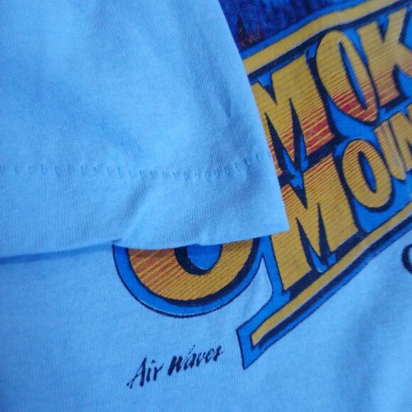 Other Vintage Air Waves Great Smoky Mountains Tennessee T-Shirt Size US L / EU 52-54 / 3 - 4 Thumbnail