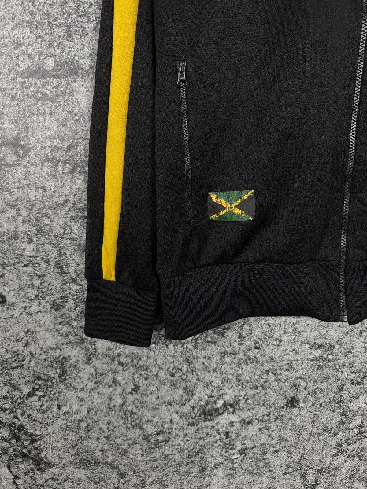 Puma Puma Jamaica Track Jacket Full Zip Streetwear Vintage Size M Size US M / EU 48-50 / 2 - 5 Thumbnail