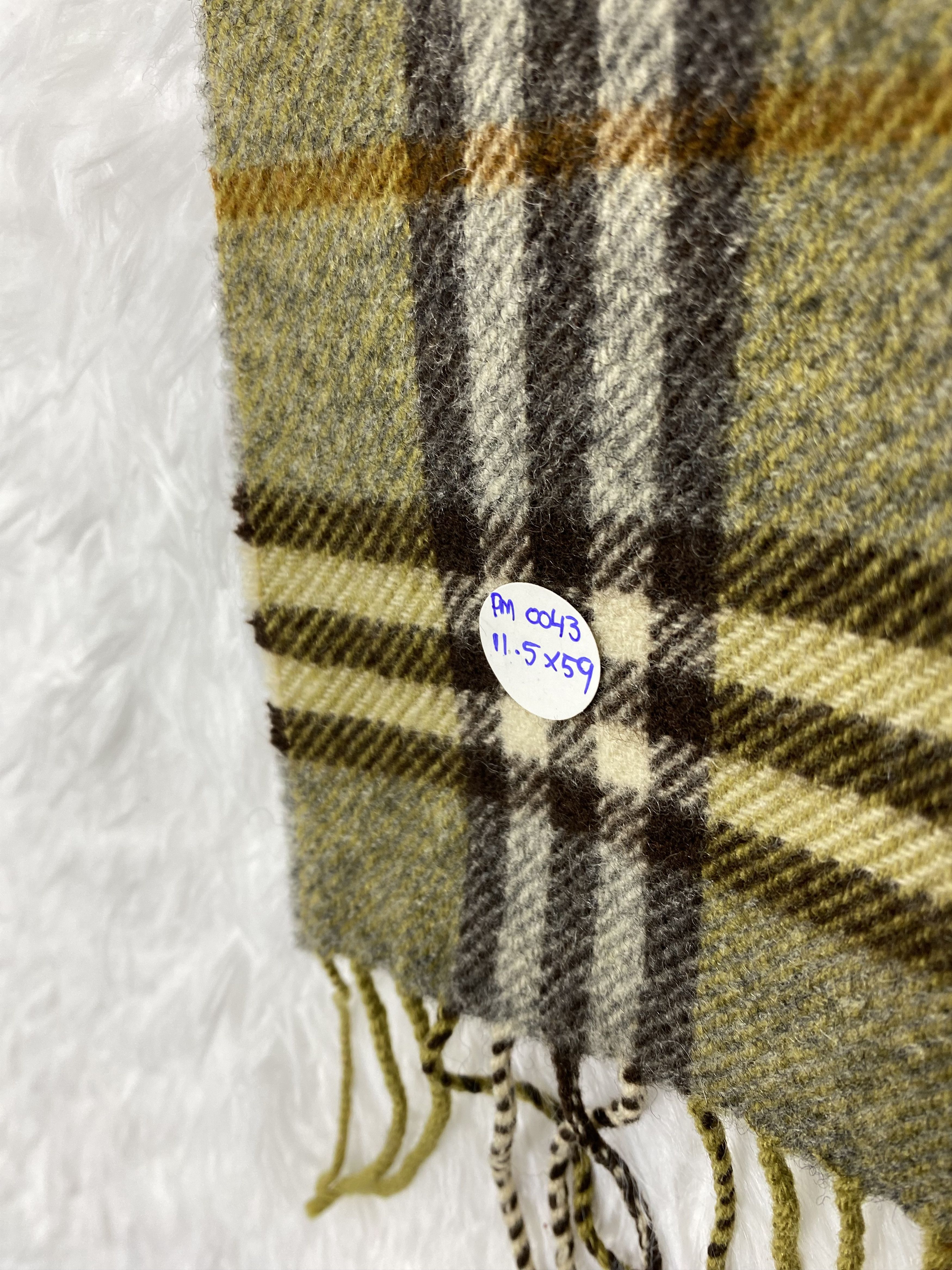 Burberry Vintage Burberry Scarf / Muffler Neckwear PM0043 Size ONE SIZE - 3 Thumbnail
