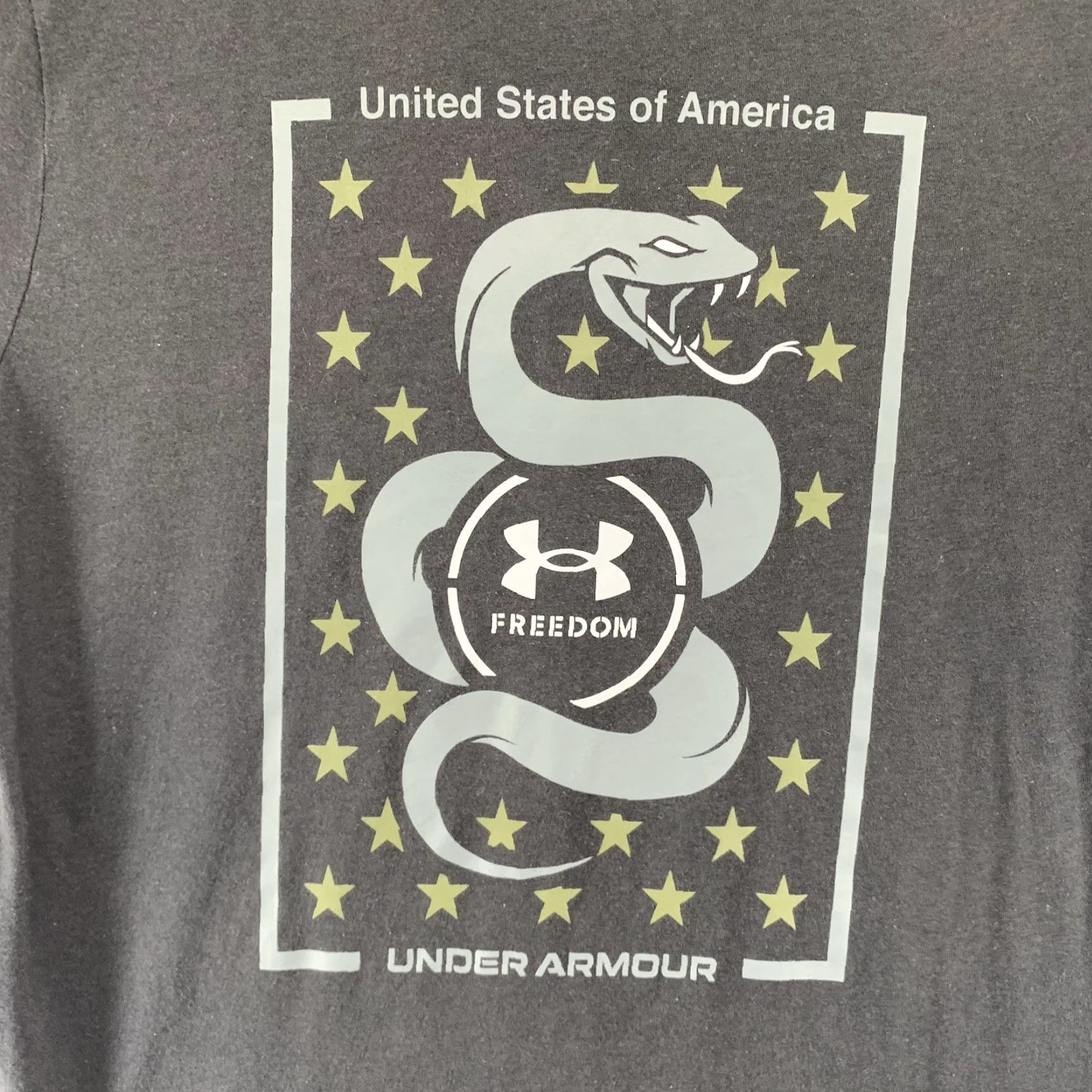 Under Armour VINTAGE Under Armour Mens T-Shirt Small Black USA Flag Patriotic Graphic Print All Seasons Size US S / EU 44-46 / 1 - 2 Thumbnail