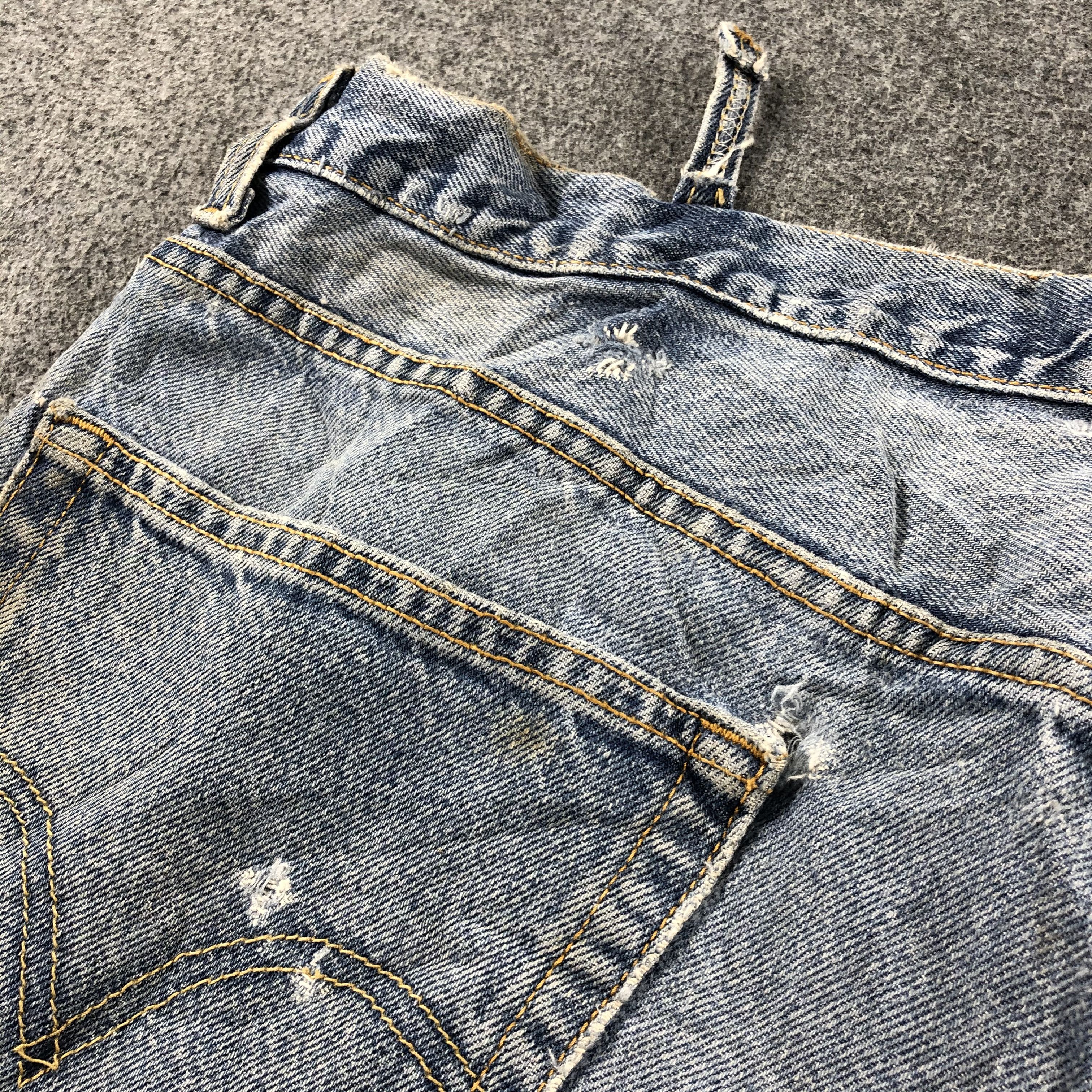 Levi's Vintage Blue Wash Levis 505 Jeans-J2619 Size US 43 - 10 Thumbnail