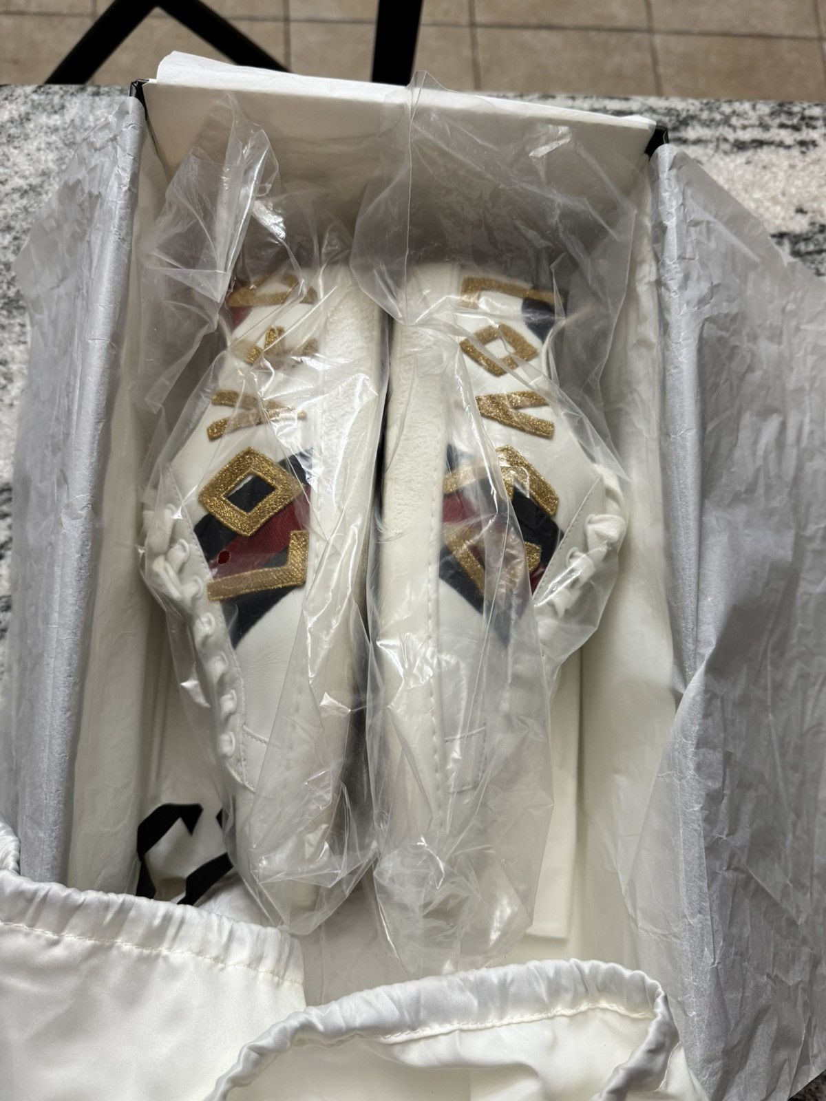 Gucci Gucci Ace embroidered “Loved” sneaker Size US 6.5 / EU 39-40 - 10 Thumbnail