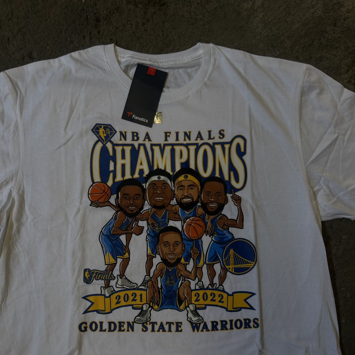 NBA Fanatics GSW 2021-2022 NBA Finals Champions Cartoon Tee Size US XL / EU 56 / 4 - 2 Thumbnail